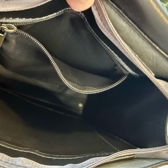 MODERN+CHIC Morgan Convertible Backpack Brand New Condition H 13” W 11” D 4” - Picture 3 of 4